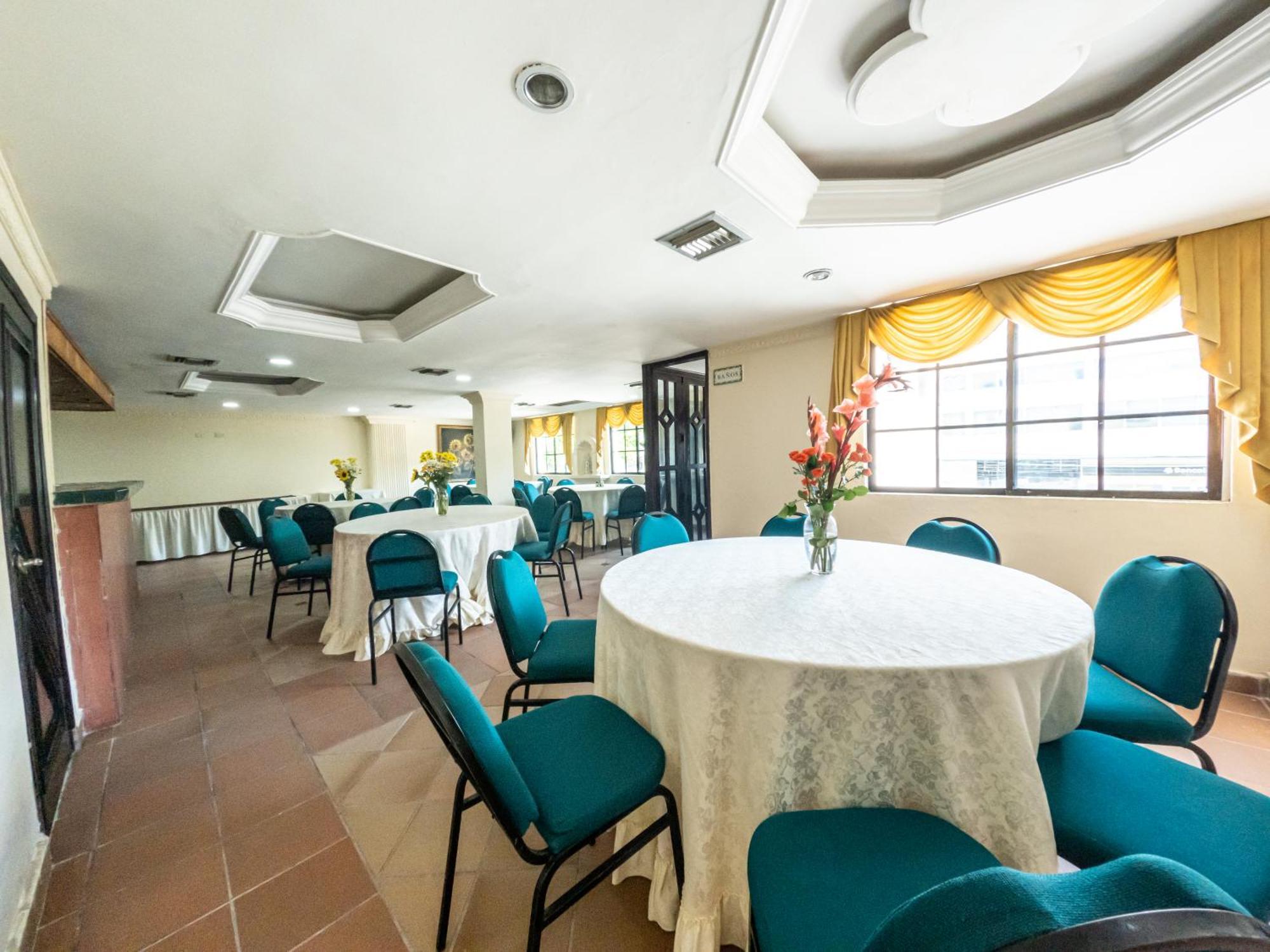 酒店 Caribe Plaza 3*