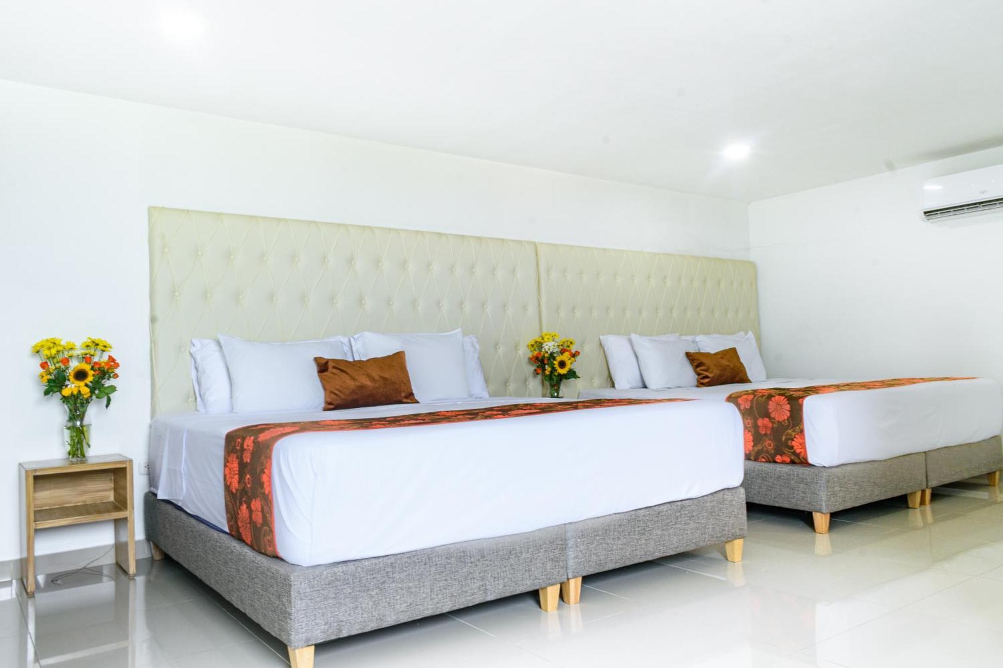 Caribe Plaza Hotel